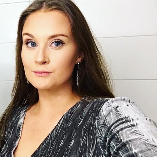 Alexandra37