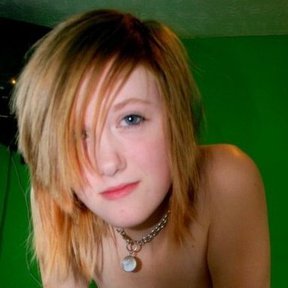 Luanne24