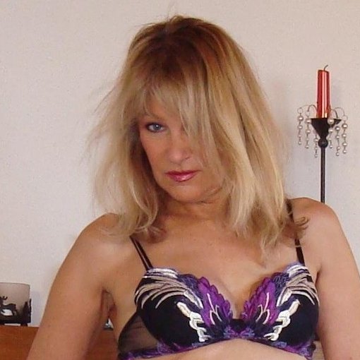 Izabella37
